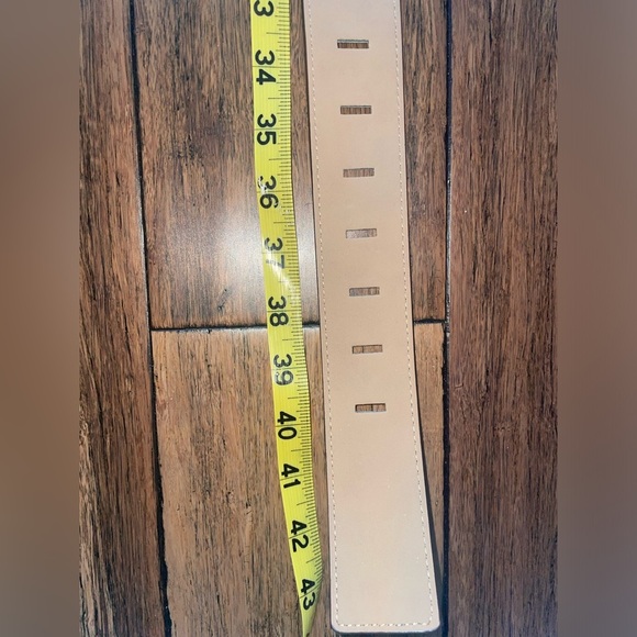 Gray Michael Kors Wide logo belt monogram leather belt - Picture 14 of 16